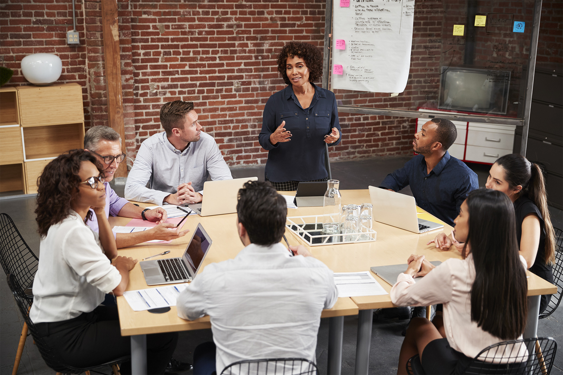 Les employés participent à un atelier sur la façon de devenir de meilleurs alliés.