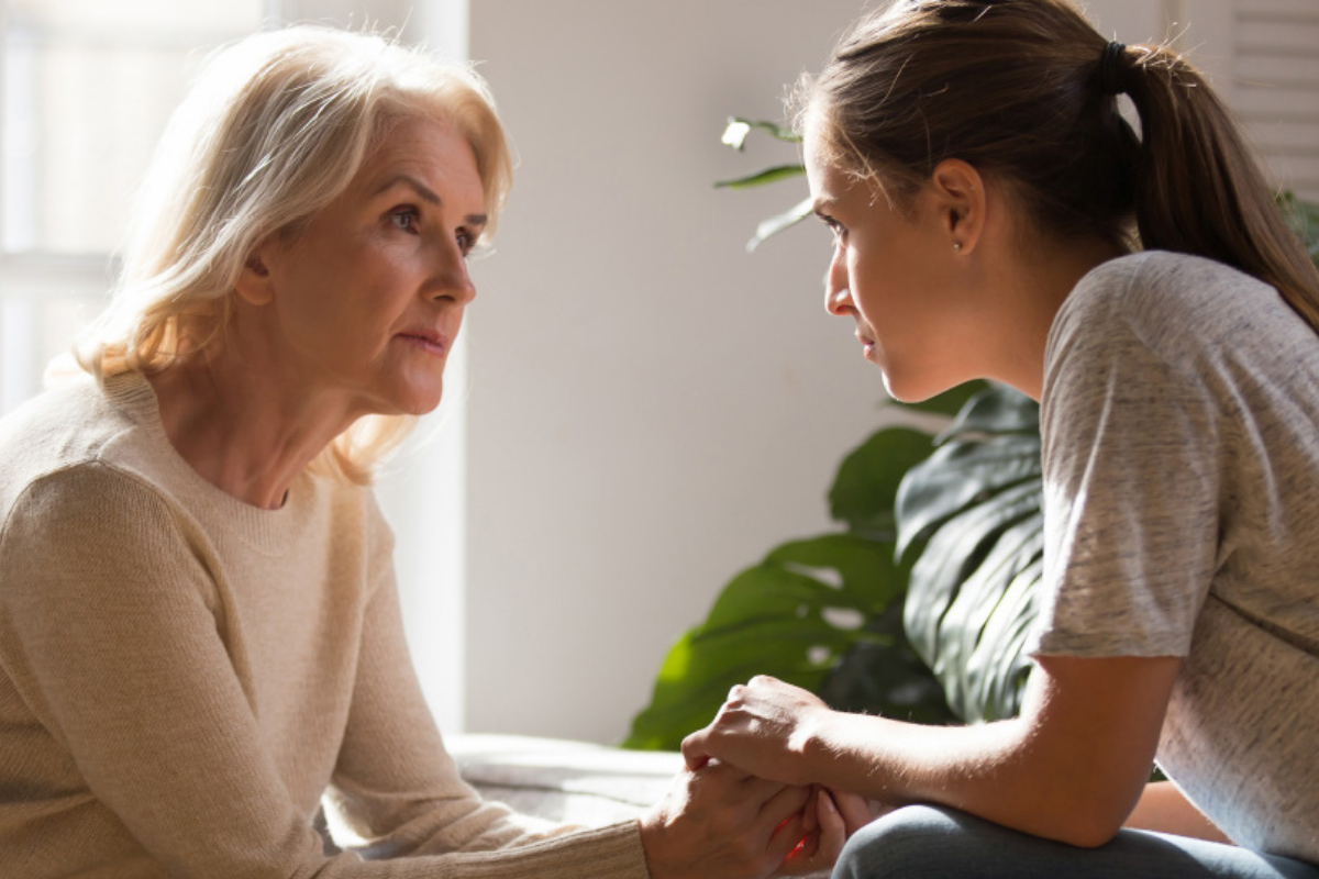 A mother and daughter discuss suicidal ideation openly with one another.